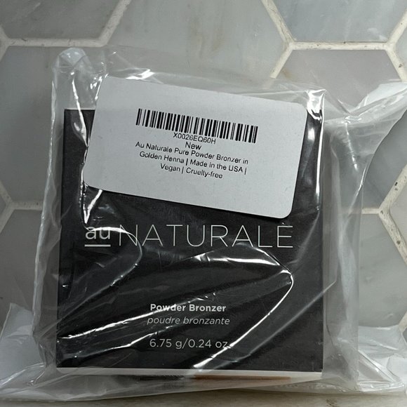 auNaturale PURE POWDER BRONZER- a silky-soft loose powder bronzer - Picture 1 of 4